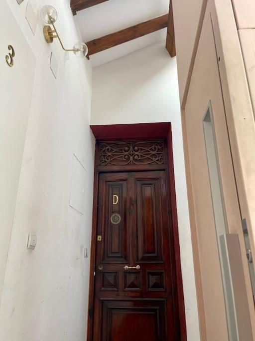 Gran Atico Con Terraza En El Centro De Alicante Eksteriør bilde